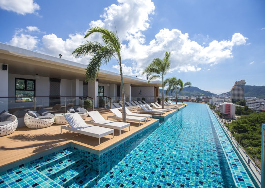 THE MARINA PHUKET HOTEL 2