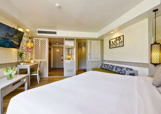 KATATHANI PHUKET BEACH RESORT 32