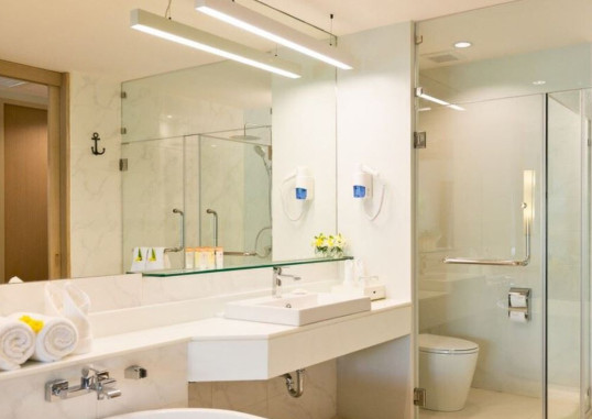 KATATHANI PHUKET BEACH RESORT 36