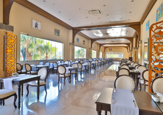 CRYSTAL SUNSET LUXURY RESORT & SPA 14