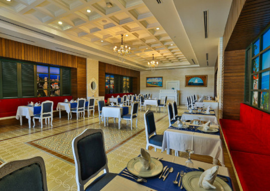 CRYSTAL SUNSET LUXURY RESORT & SPA 21