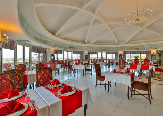 CRYSTAL SUNSET LUXURY RESORT & SPA 31