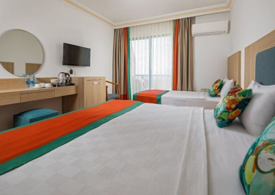 CLUB HOTEL MIRABELL 18