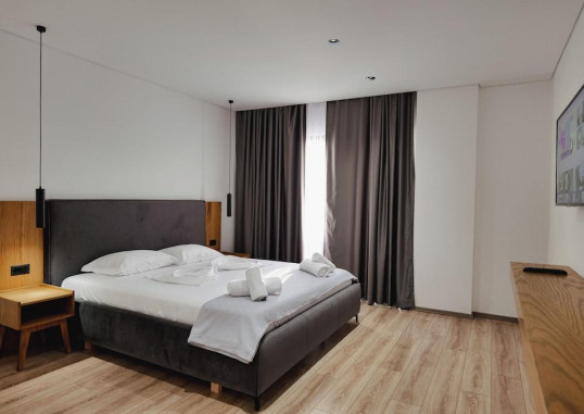 VOLA HOTEL SARANDA 3