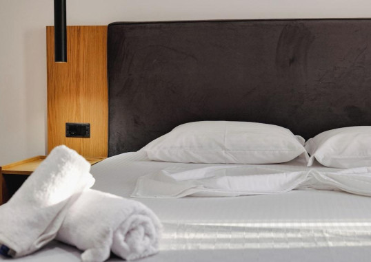VOLA HOTEL SARANDA 5