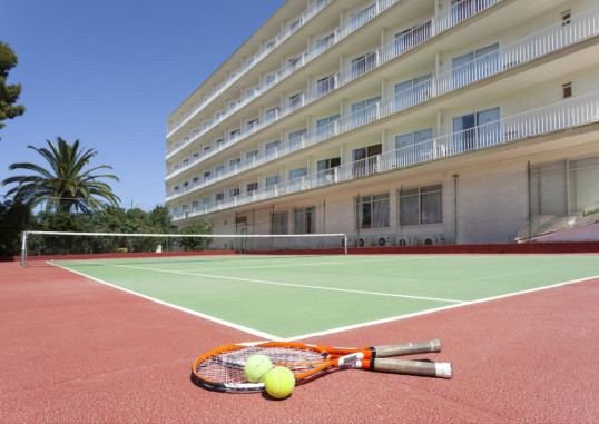 HOTEL LINDA 2