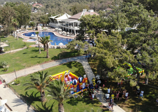 LONG BEACH CLUB NATURE 69