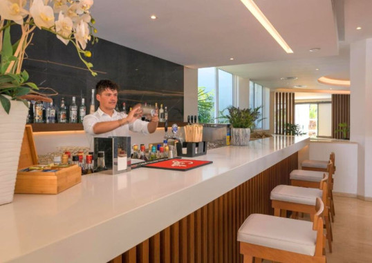 NIRIIDES BEACH HOTEL 17
