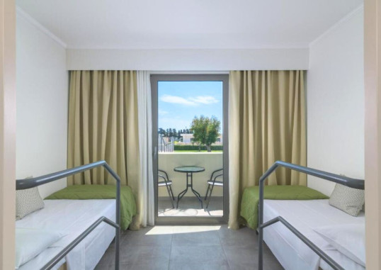 NIRIIDES BEACH HOTEL 28