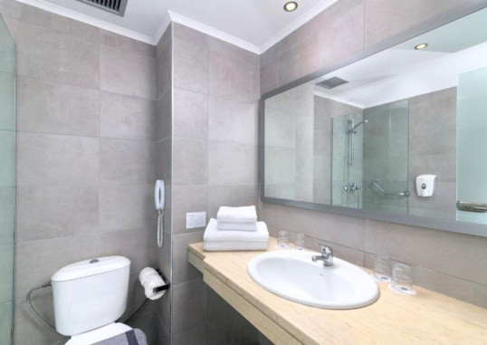 NIRIIDES BEACH HOTEL 30