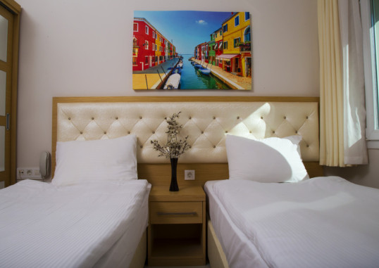 DRAGUT POINT NORTH 8