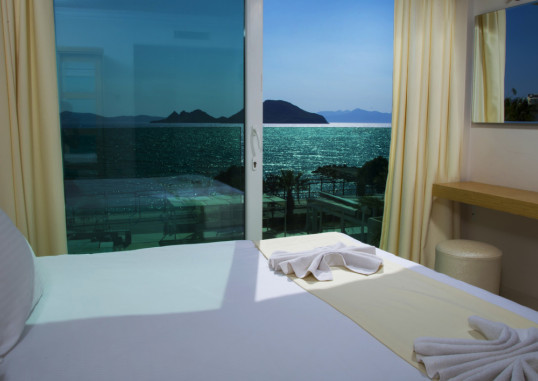 DRAGUT POINT NORTH 15