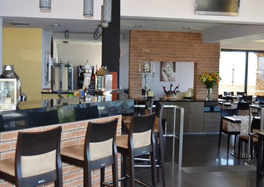 HOTEL CAIS DA OLIVEIRA 13