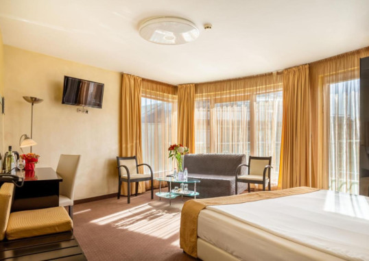 EUROPE HOTEL 8