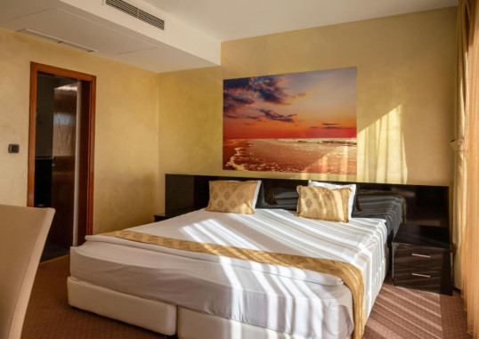 EUROPE HOTEL 14