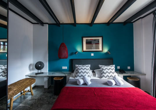 INDIGO INN 22
