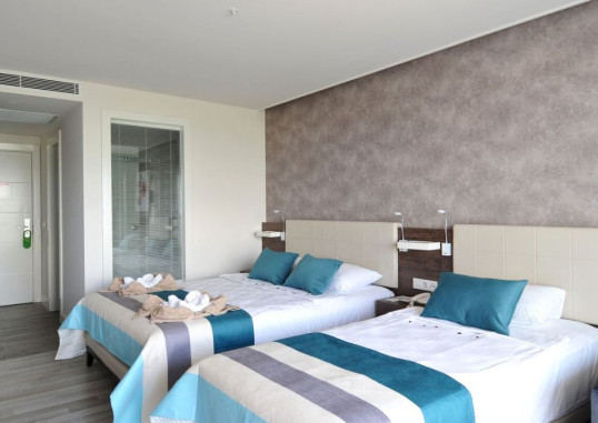 GOLD ISLAND FAMILY 19