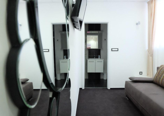 LUWIANA SUITES 9