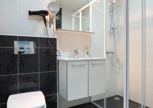 LUWIANA SUITES 13