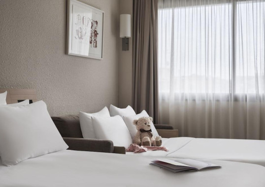 NOVOTEL ATHENS 8