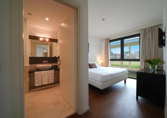PISA TOWER PLAZA HOTEL 14