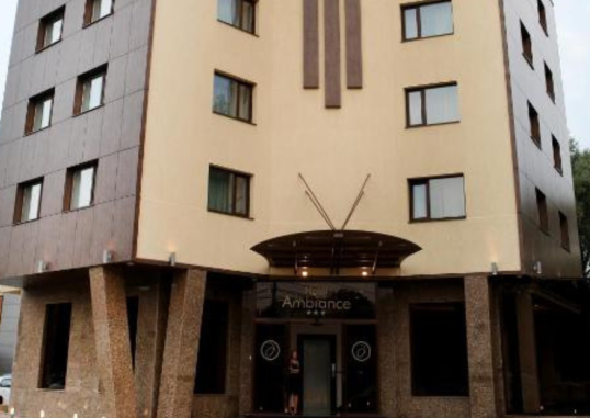 HOTEL AMBIANCE 1