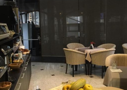 HOTEL AMBIANCE 17