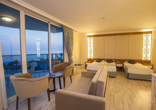 CONCORDIA CELES HOTEL 3