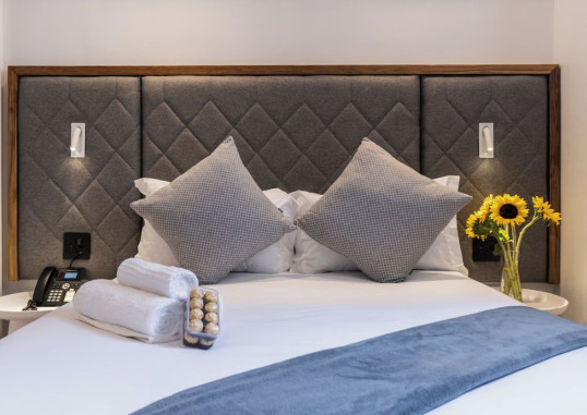 CAPE DIAMOND BOUTIQUE HOTEL 12