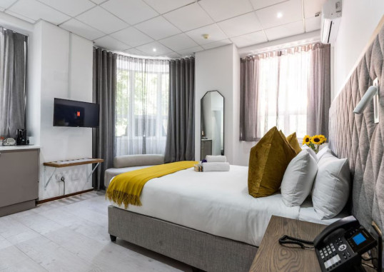 CAPE DIAMOND BOUTIQUE HOTEL 16