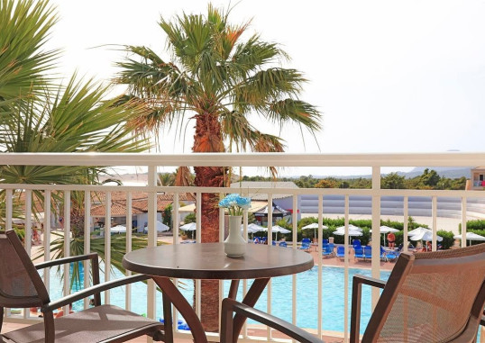 SANDY BEACH RESORT 8