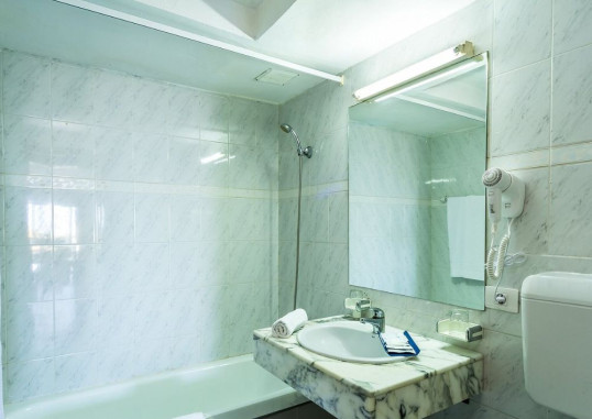 BELLEVUE AQUARIUS 25