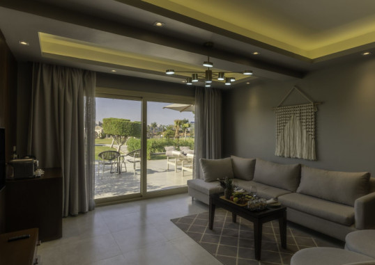 POSH CLUB SUNRISE CRYSTAL BAY RESORT 46