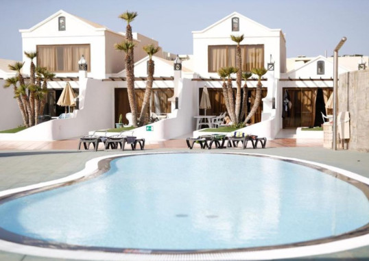 SANDS BEACH RESORT 2