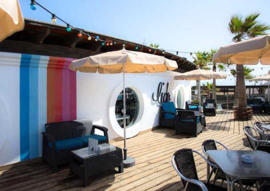 SANDS BEACH RESORT 8