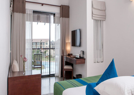 4-dienu ekskursiju programma (Superior) + 4* THE CALM RESORT & SPA 4