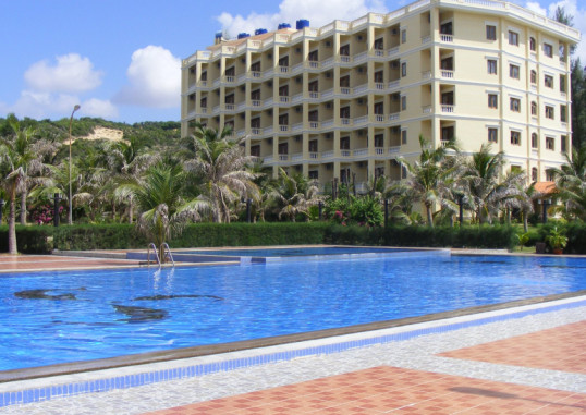 SEA LION BEACH RESORT & SPA HAM TIEN 1