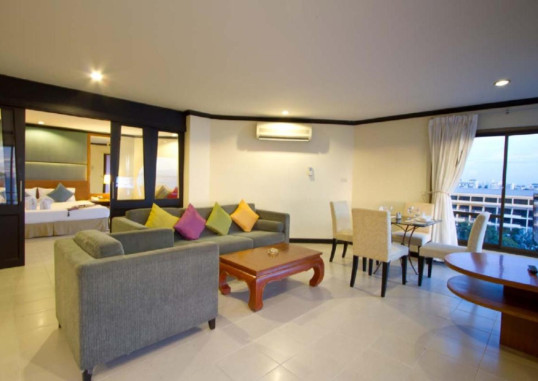 BELLA VILLA METRO 18