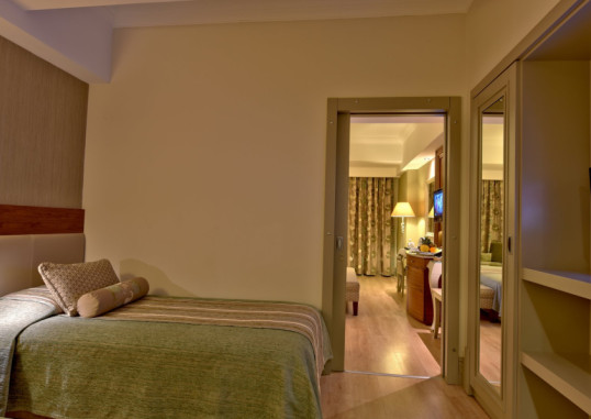 SIDE STAR RESORT 6