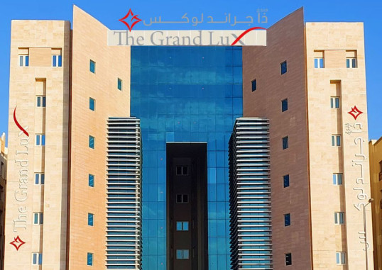 THE GRAND LUX HOTEL 2