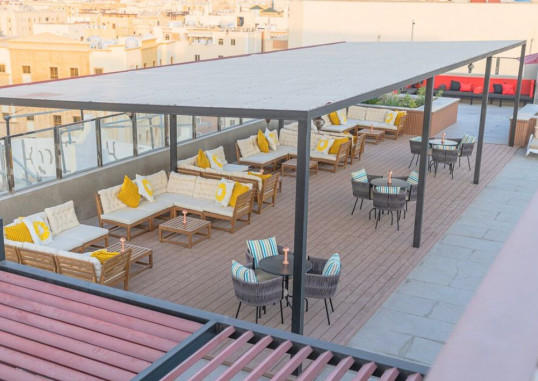 THE GRAND LUX HOTEL 23