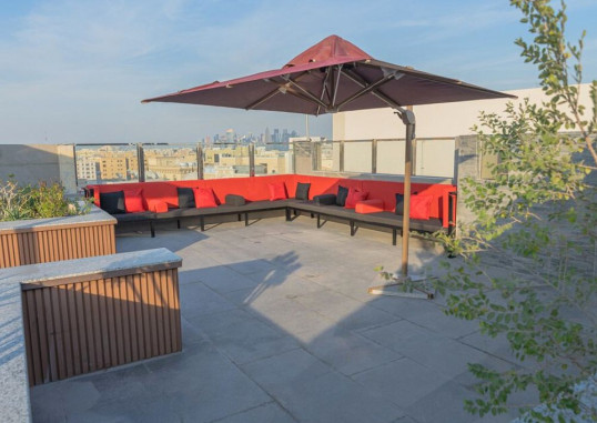 THE GRAND LUX HOTEL 24