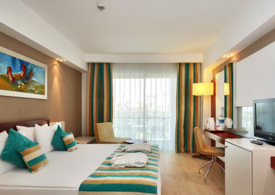 SUNIS EVREN BEACH RESORT HOTEL & SPA 13