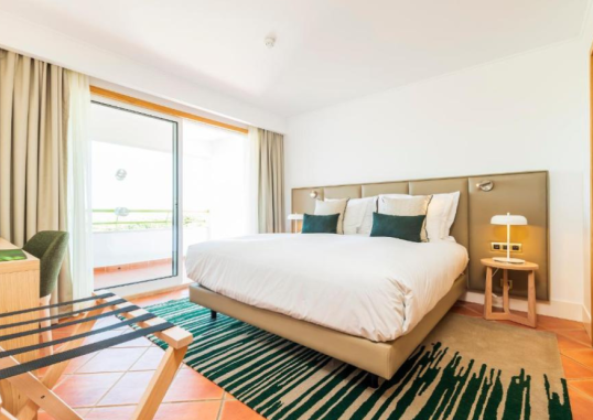 THE PATIO SUITE HOTEL 14