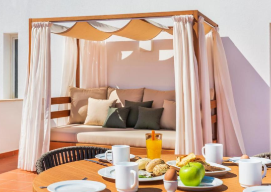 THE PATIO SUITE HOTEL 16