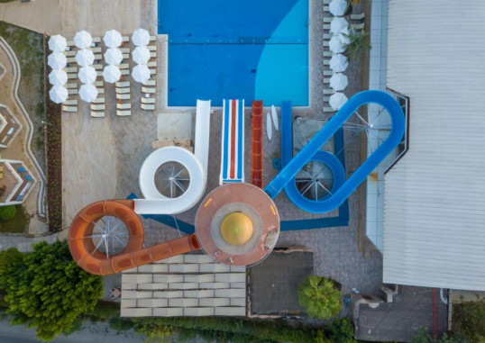 TRANSATLANTIK HOTEL & SPA 41