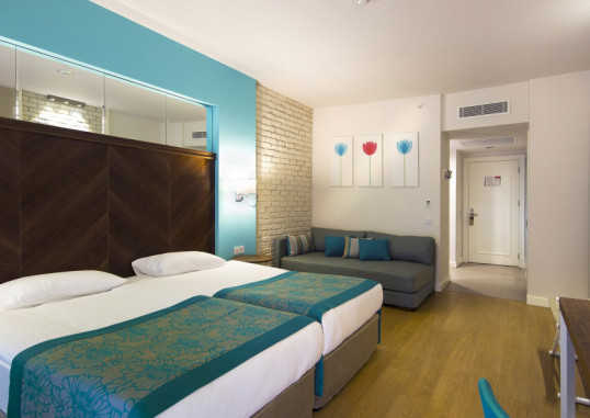 TERRACE ELITE RESORT 31