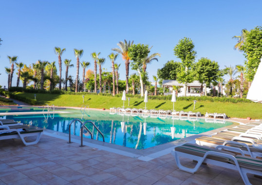 QUEENS PARK LE JARDIN RESORT 29