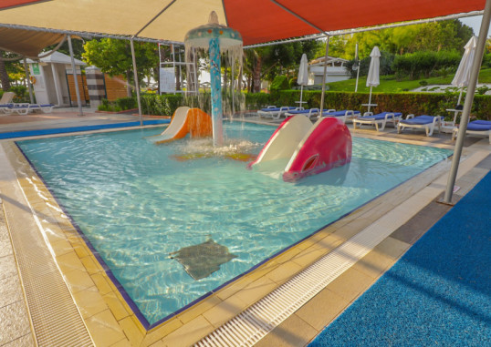 QUEENS PARK LE JARDIN RESORT 31