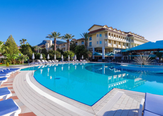 QUEENS PARK LE JARDIN RESORT 40